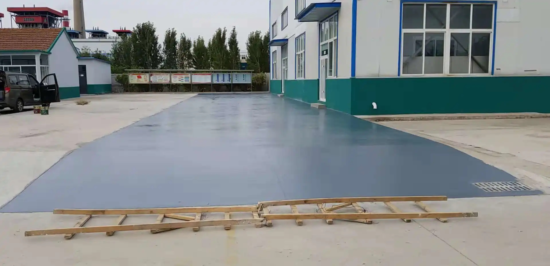 南川车间厂房地坪漆修补翻新